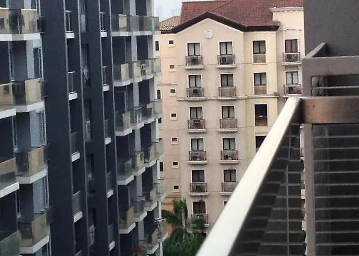Apartment Palm Tree Villas By Ann Manila